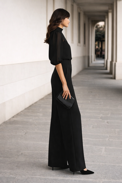 Valentina | Conjunto de tres piezas que incluye una camisola transparente y pantalones de pierna ancha.